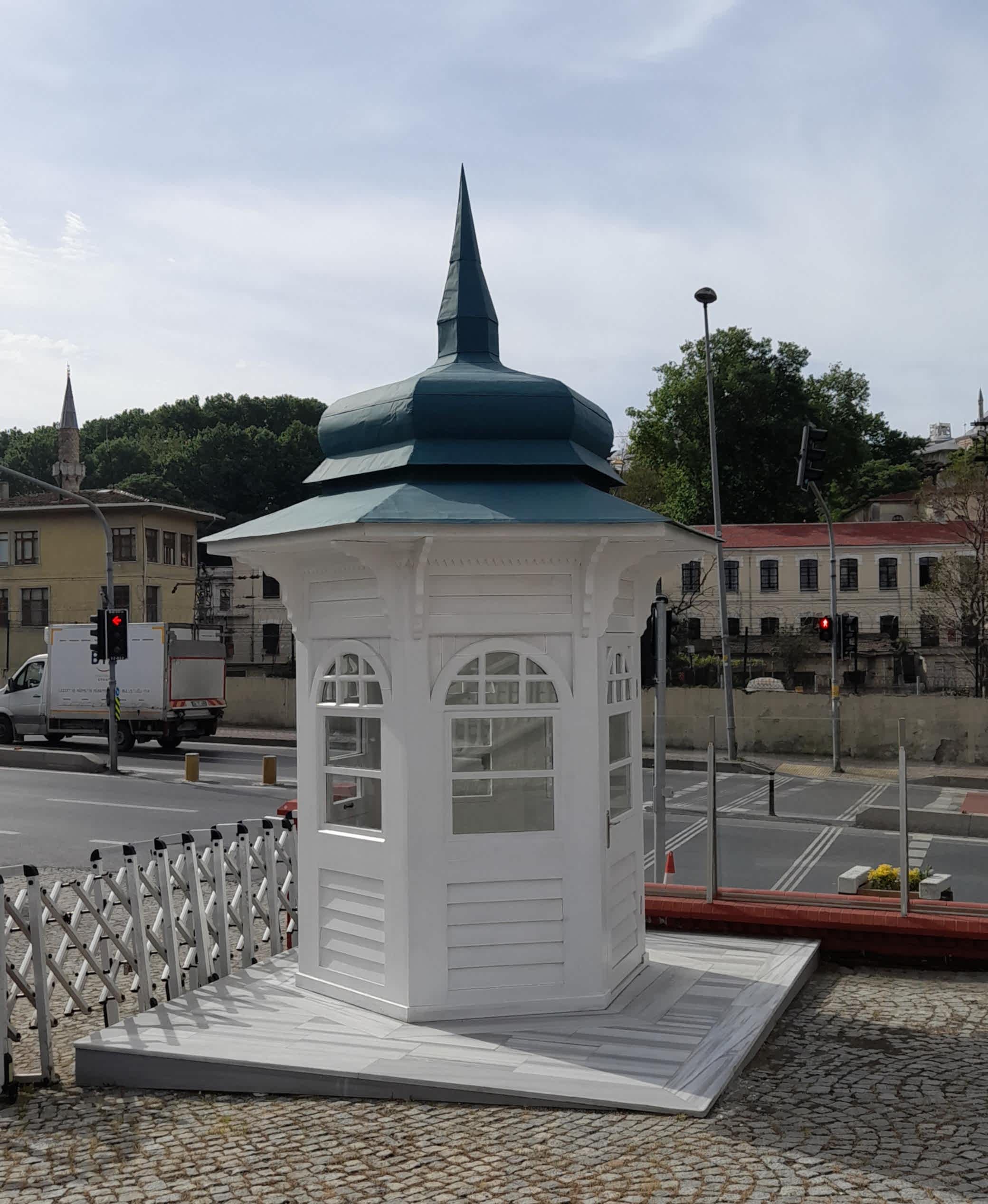 AHŞAP TARİHİ ESER, RESTORASYON AHŞAP BEKÇİ KULÜBESİ, GÜVENLİK KULÜBESİ AHŞAP BİLET GİŞESİ